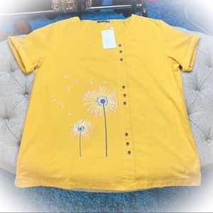 💕Beautiful Mustard Colored Cotton Blend Dandelion Top💕
